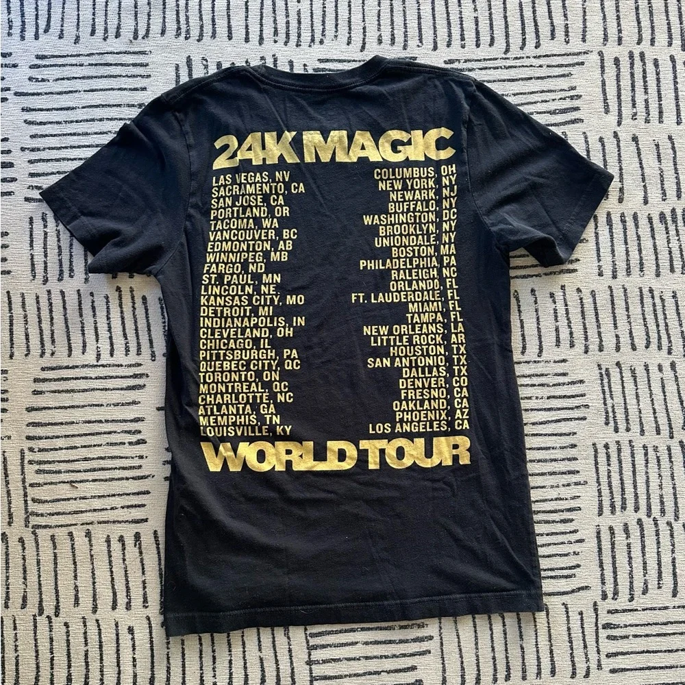 2017 Bruno Mars 24K Magic World Tour Tee - Picture 4 of 5